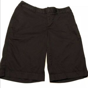 ⬇️$20 Merona Chino Bermuda shorts stretch black